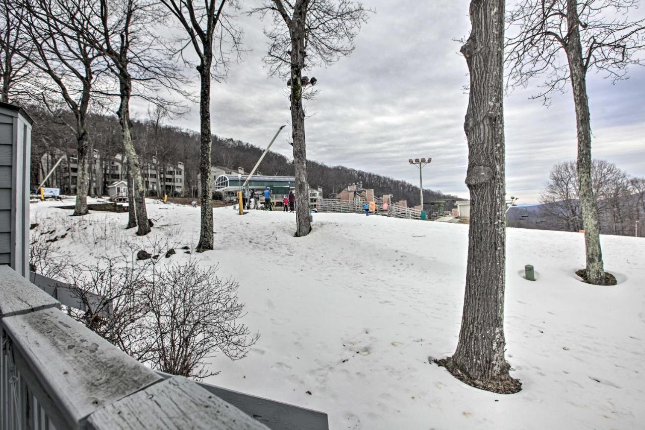 Cozy Couples Getaway Ski-In, Ski-Out Condo! Mount Torry Furnace Экстерьер фото